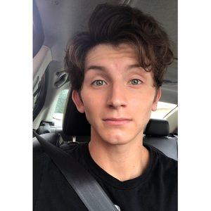 Meet your Posher, Brennan